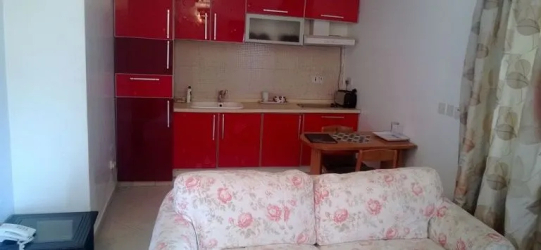 Cata Apartment Hotel And Spa