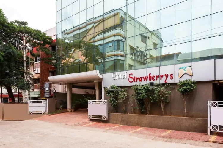 Treebo Trip Strawberrys Secunderabad