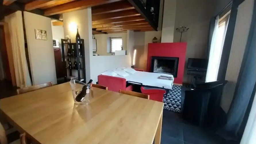 Apartment in Iseo With Pool Bliss