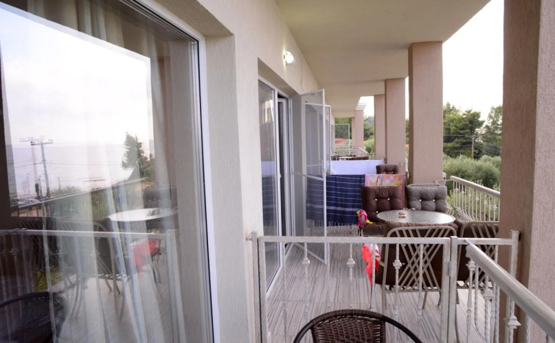 Crown Hotel