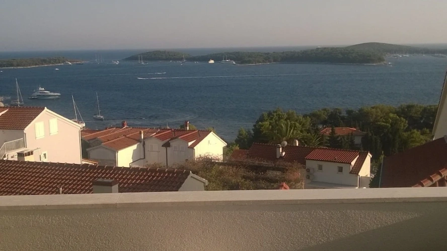 Studio with balcony and with sea view