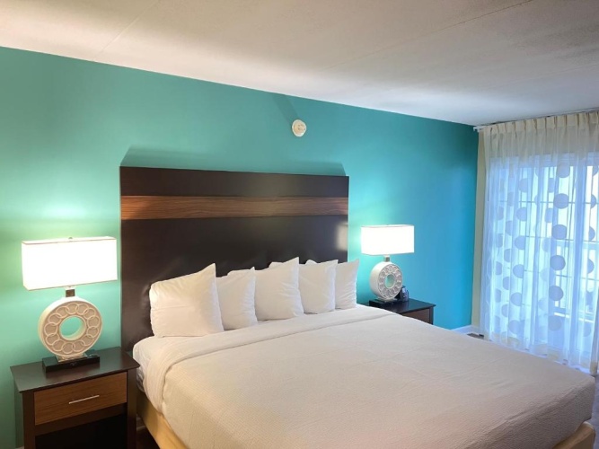 Standard Quadruple room with balcony
