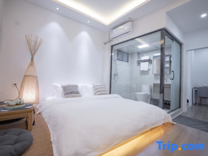 1 Bedroom Suite