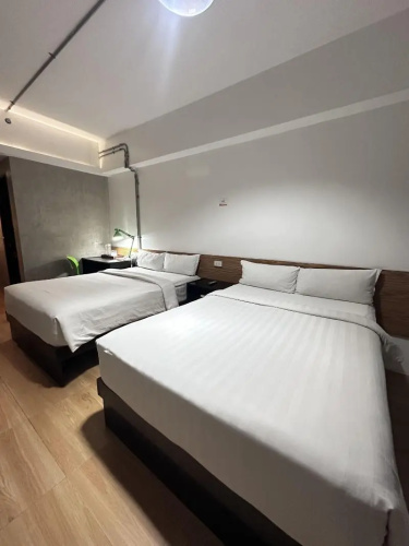 Travelbee Seaside Inn