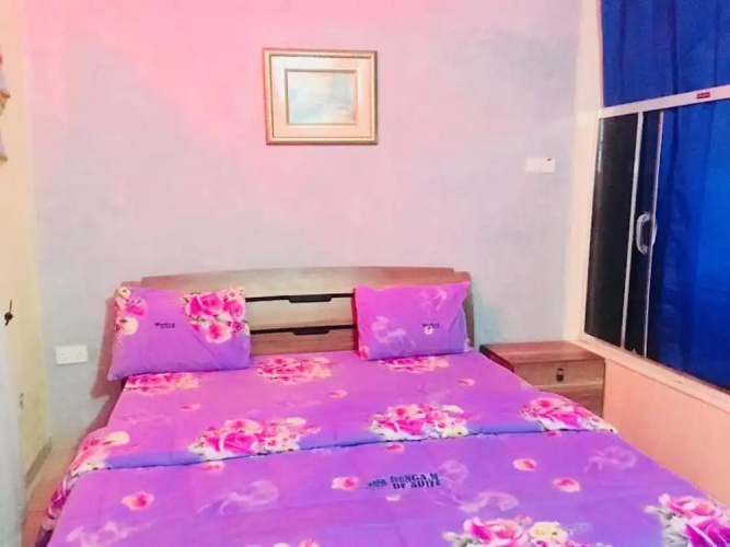 Hunga.M. De Suites