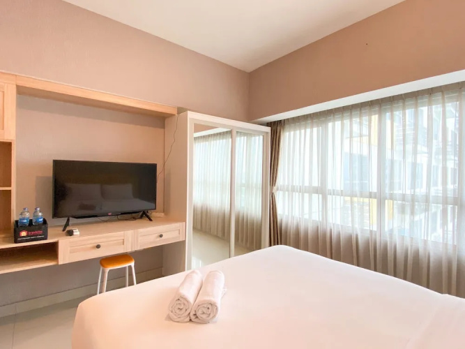 Restful And Functional Studio Apartment At Springlake Summarecon Bekasi