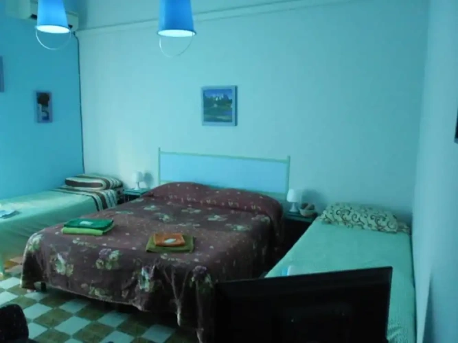 Economy Quadruple room