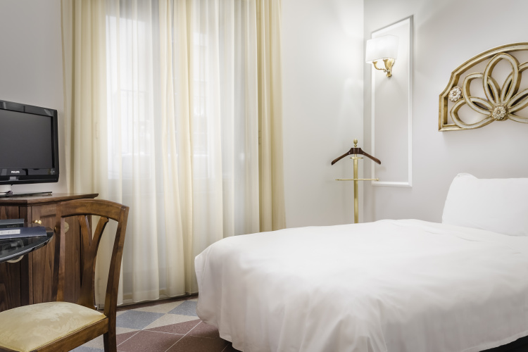 Eurostars Centrale Palace photo 8