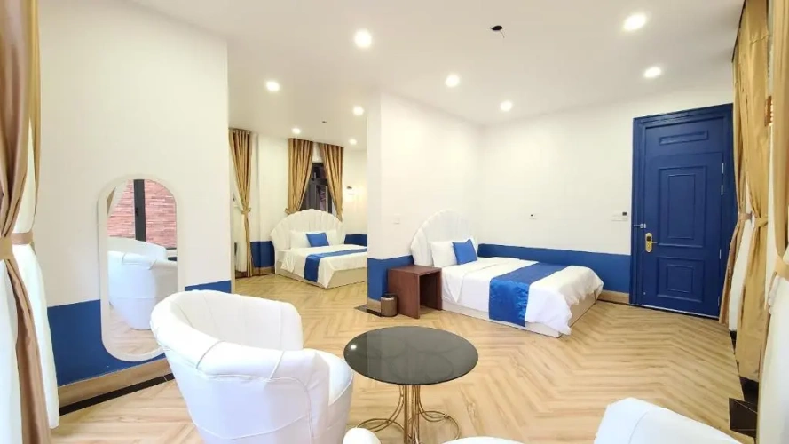 Deluxe Family room