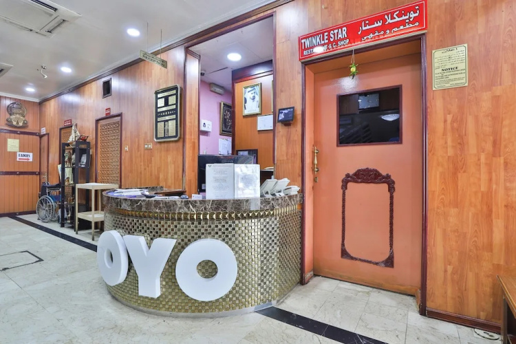 OYO 353 Middle East Hotel