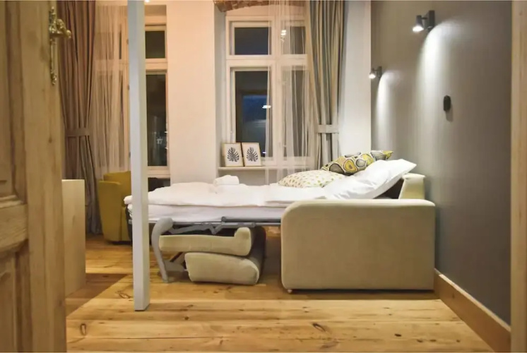 AS HOME Szewska
