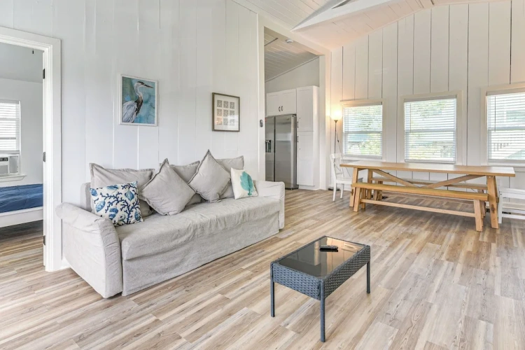 3 Bedrooms Cottage