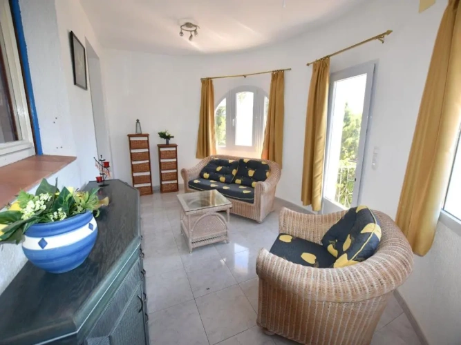 3 Bedrooms Cottage