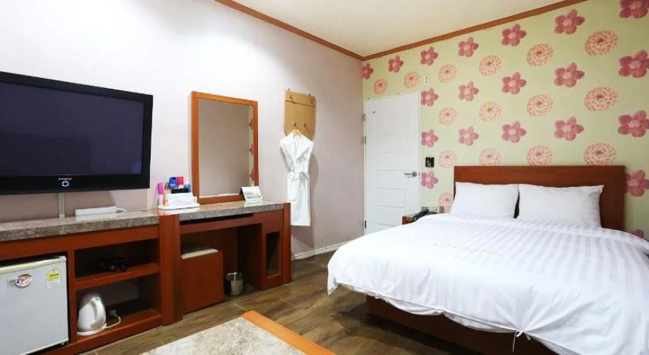 Alps Hotel
