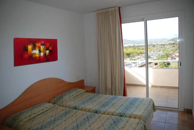 1 Bedroom Apartment