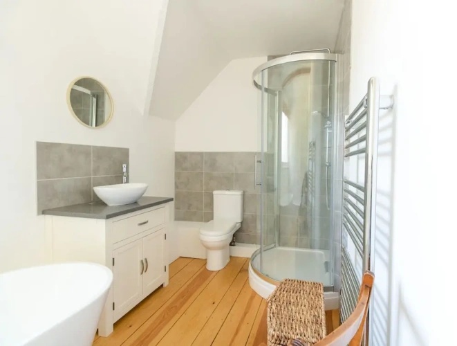 Double Cottage