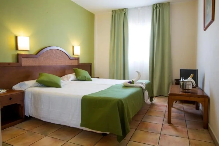 1 Bedroom Double Apartment