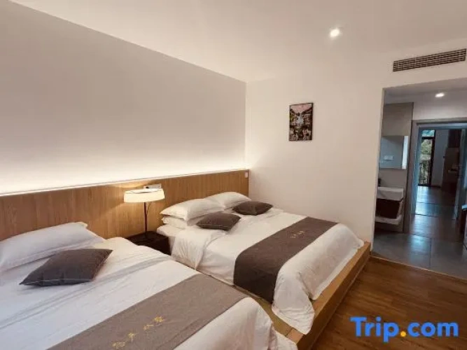Standard Double room with mountain view