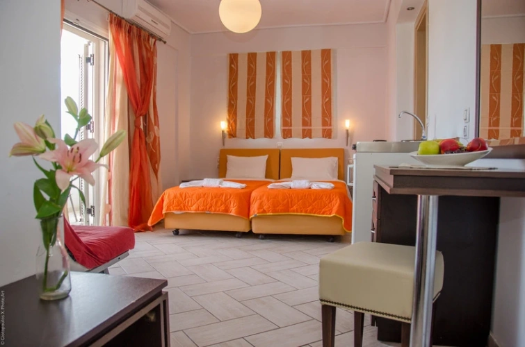 Standard Triple room with balcony
