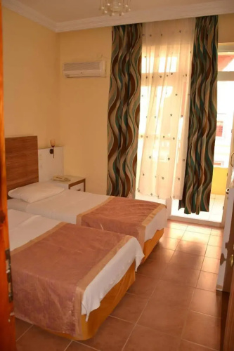 Huzuray Hotel