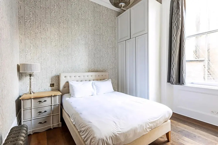 Notting Hill Charm: Central 2-bed Gem