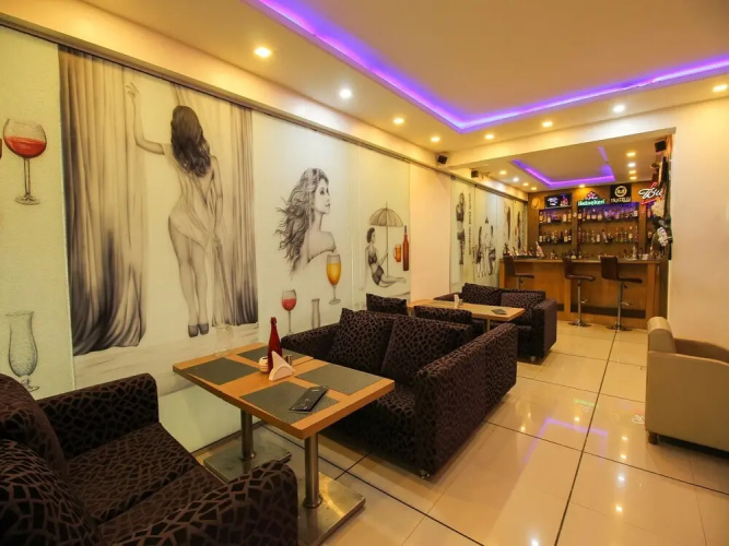 Hotel Radiant by OYO Rooms