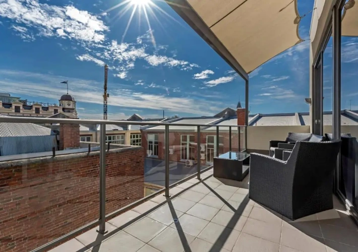 Suite with balcony