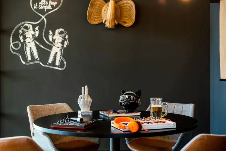 Moxy Glasgow Sec photo 13