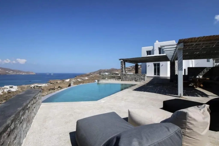 Superior Villa