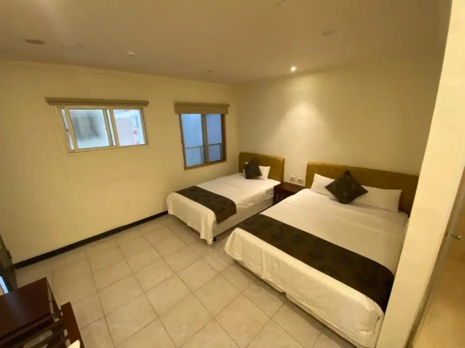 Standard Triple room