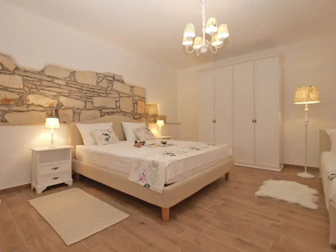 Apartment 1654