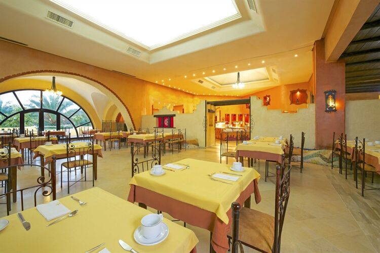 Chich Khan HotelOver view