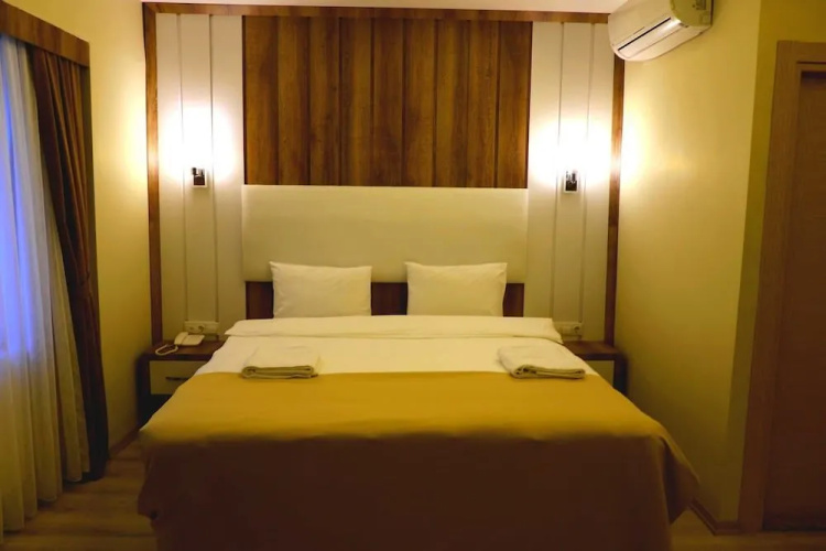 Line Suite Hotel