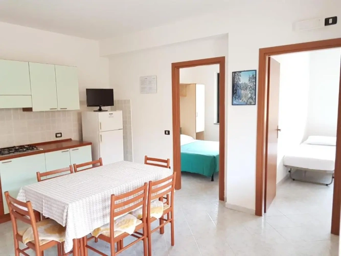 2 Bedrooms Apartment