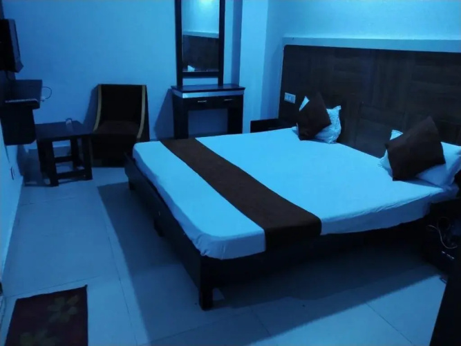 Hotel Sukhman International