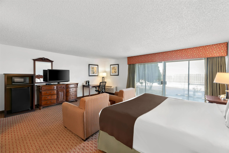 Best Western Chieftain Inn