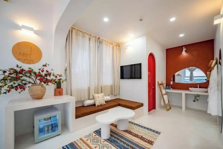 Happiness Hotel