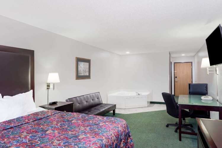 Deluxe Double Suite