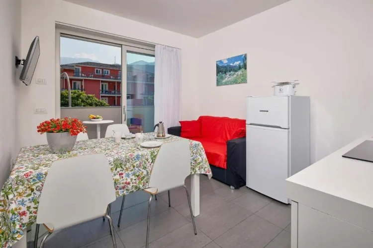 2 Bedrooms Apartment with balcony