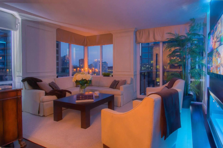 Sky Suites Yorkville