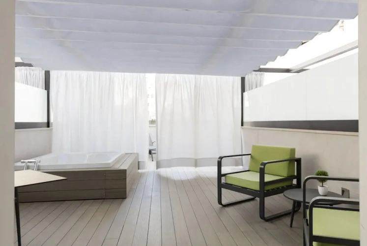 Deluxe Double room with balcony
