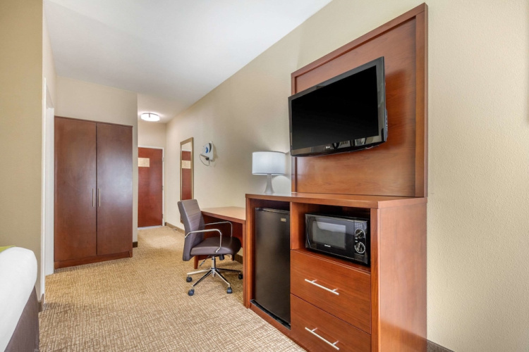 Comfort Inn