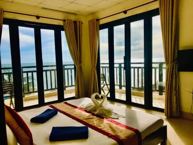 2 Bedrooms Suite with balcony and with view