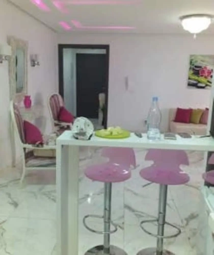1 Bedroom Sextuple Apartment with balcony
