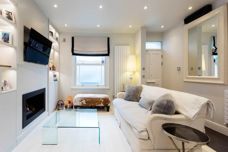 Clean Lines In Parsons Green