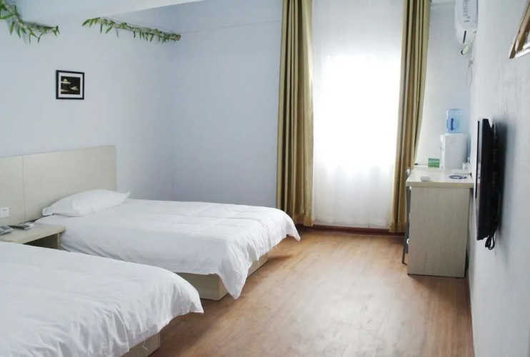 Jinghua Chain Hotel