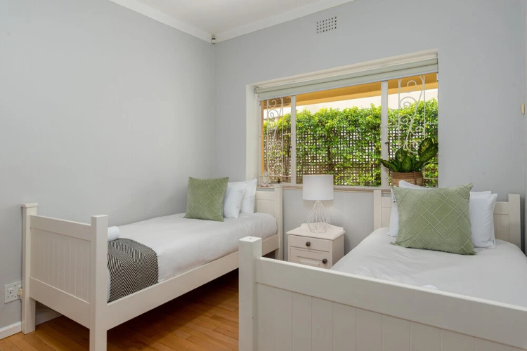 Caprice Court 8