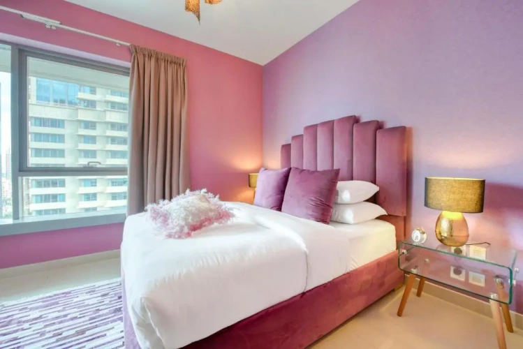 2 Bedrooms Elegant Apartment with fountain view