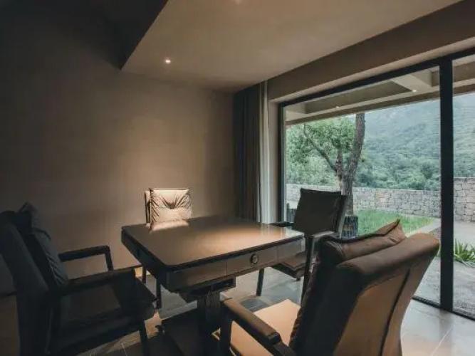 Luolan L·HOTEL