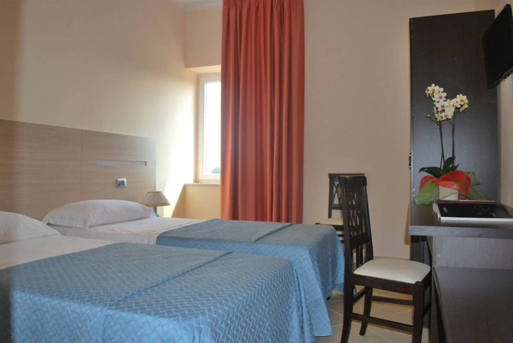 Hotel The Queen